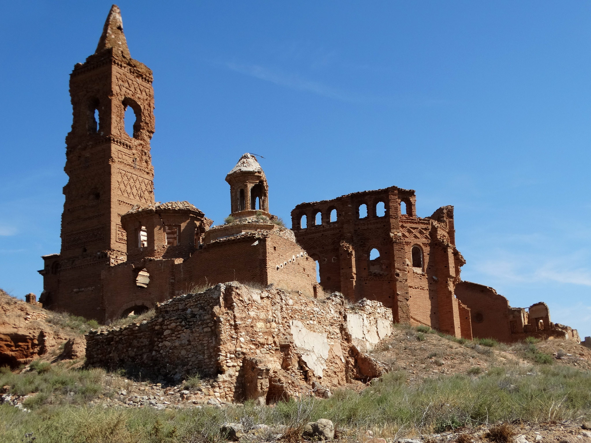 Belchite (Photo license: CC BY 2.0)